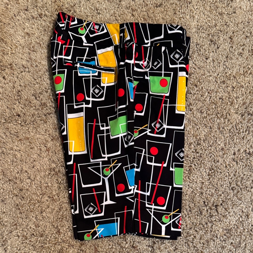 Loudmouth Ladies Golf Shorts, women's size 2. Like new w/out tags, worn 1x.